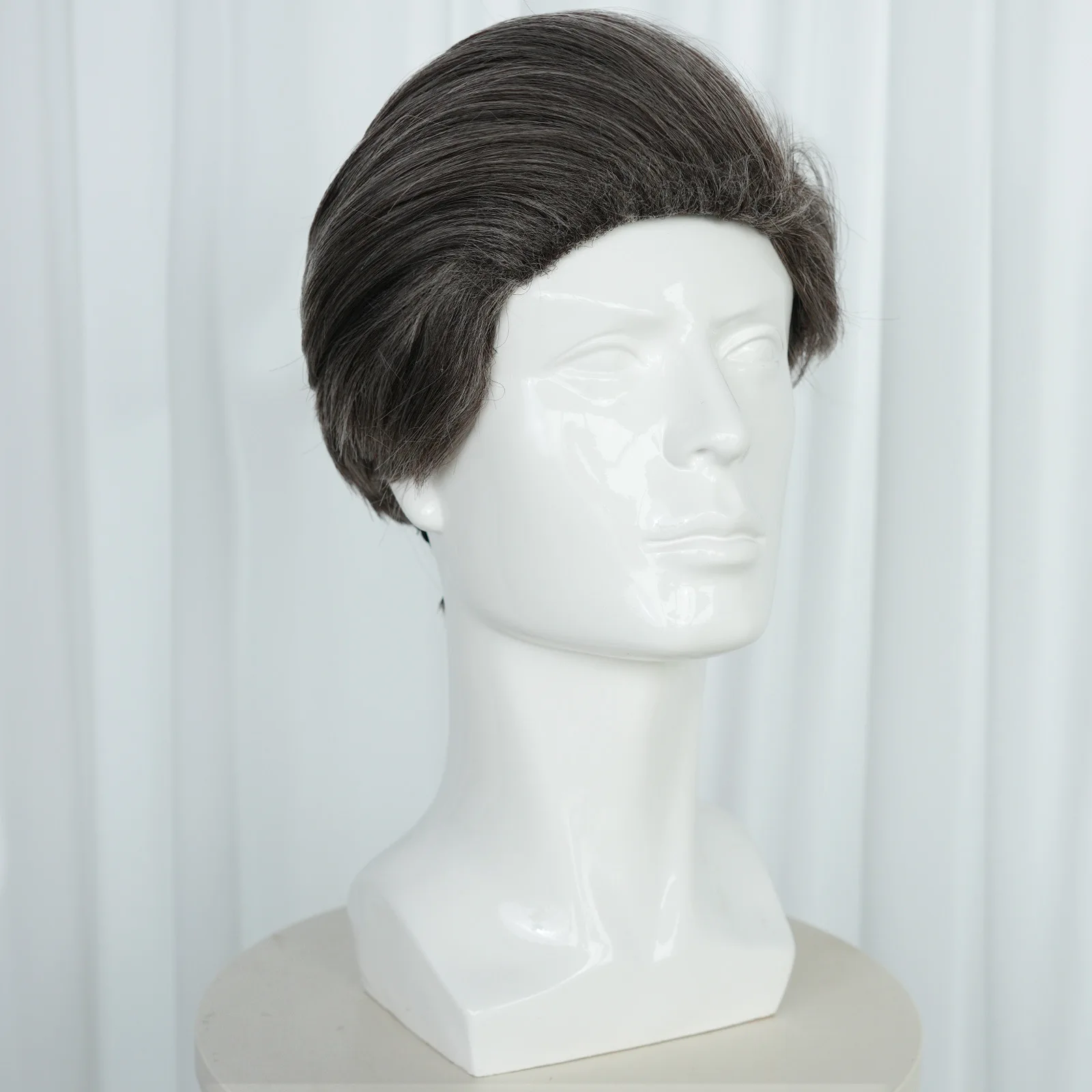 Peruka do cosplay inspirowana Doktorem Zmarnieniem |   Peruka męska w stylu Avengers, szaro-czarna, krótka, z grzywką zasuniętą do tyłu. |   Syntetyczna peruka do kostiumu