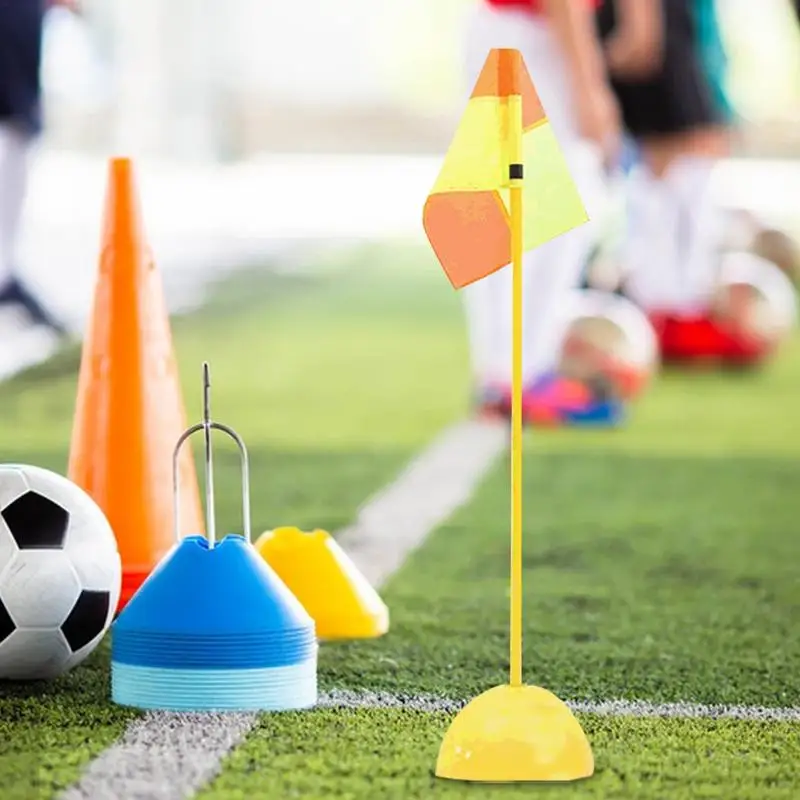 축구 훈련 물 충전 베이스, 안정적인 폴 베이스, 축구 필드 장비, 노란색 경계선