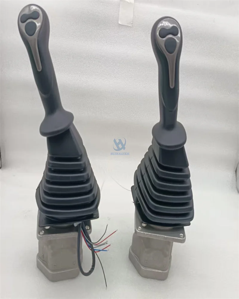 31Q620013 Joystick Pilot Valve 31Q6-20013 for Hyundai R140LC-9 R145CR-9 R180LC-9 R250LC-9 R140W-9 R170W-9 Excavator