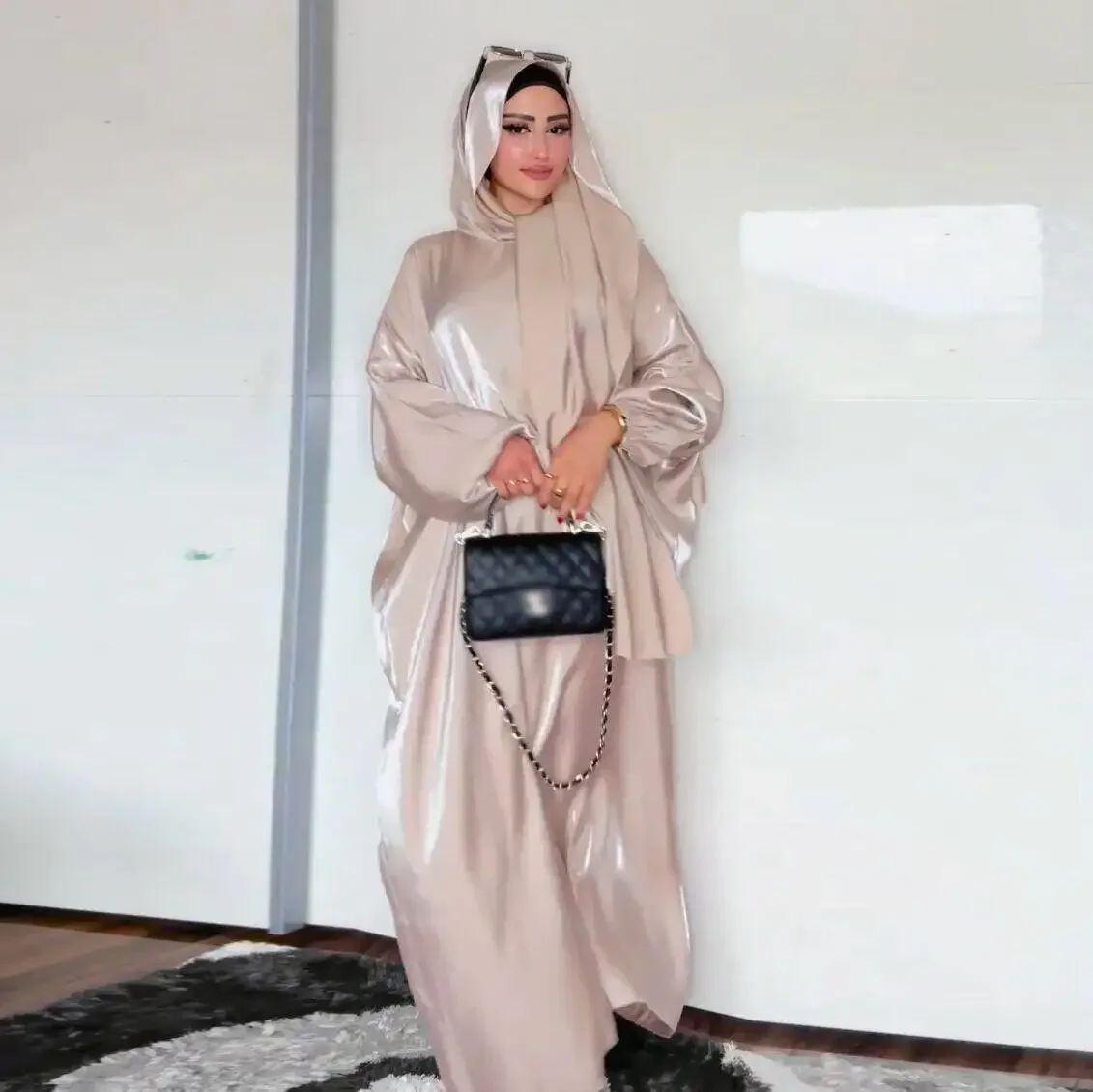 

Eid Shining Satin Muslim Modest Dress for Women Arab Abaya with Scarf Dubai Long Sleeve Robe Turkey Kebaya Kaftan Islam Clothing