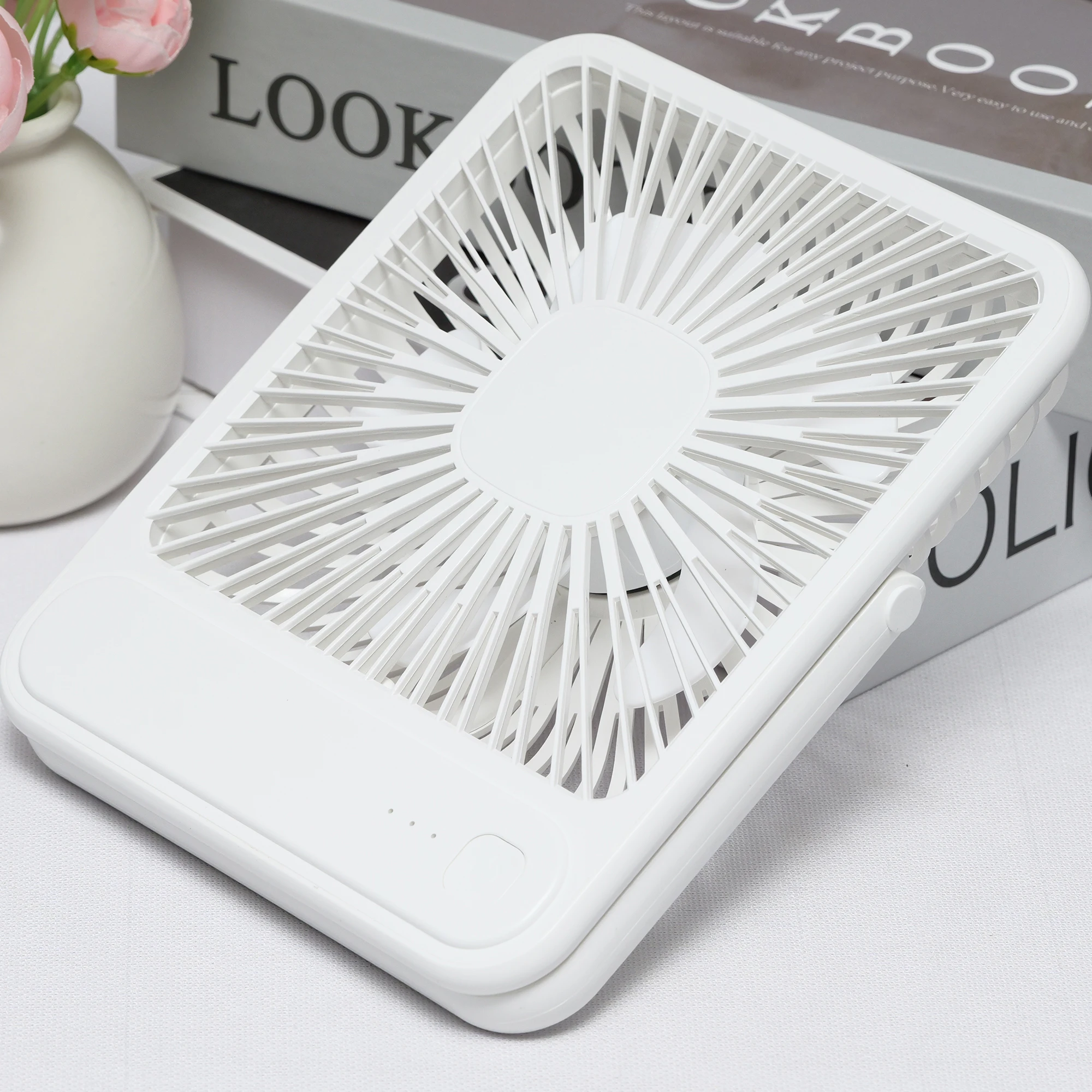 F-051-Portable Mini Fan: 3 - Speed Adjustment, Wedge - shaped Blades, Travel - Ready