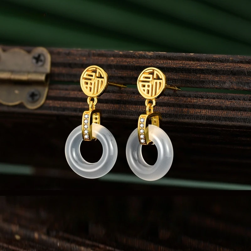 

Chinese Style 925 Silver Ping An Buckle with Fu Character Jade Marrow Women's Earnail Classical Jewelry Personalized Gift