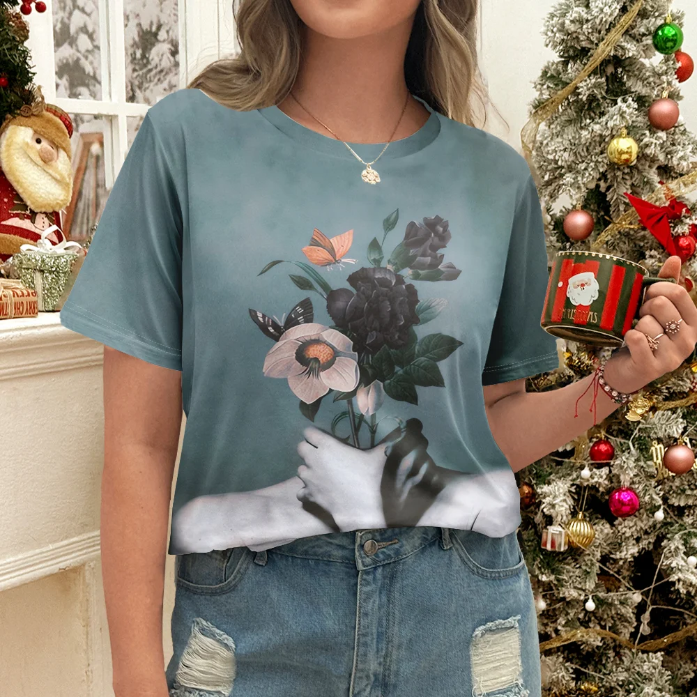 Green Flower Butterfly Pattern Women's Casual T-shirt - Art Style Round Neck Short Sleeve