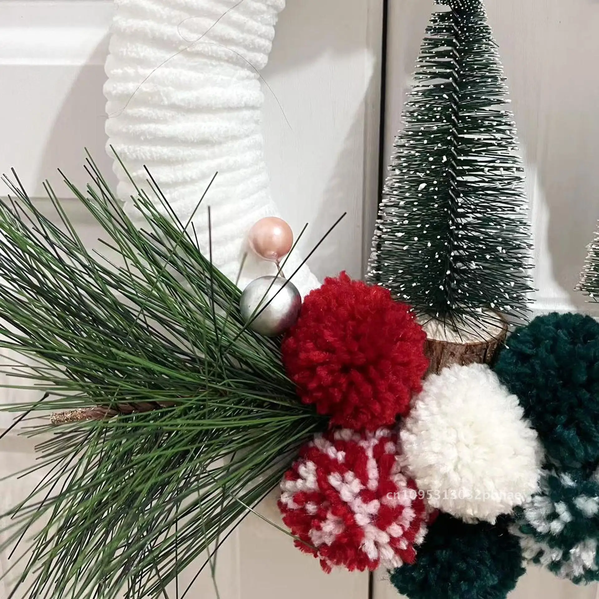 إكليل عيد الميلاد القطيفة خط الكرة البسيطة شجرة عيد الميلاد الباب الأمامي قلادة لوحة الباب إكليل