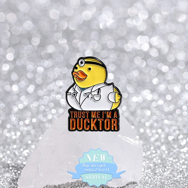 Trust Me I'M A Ducktor Enamel Pins Cartoon Duck Veterinarian Animal Brooch Lapel Badge Jewelry Gift For Medical Students