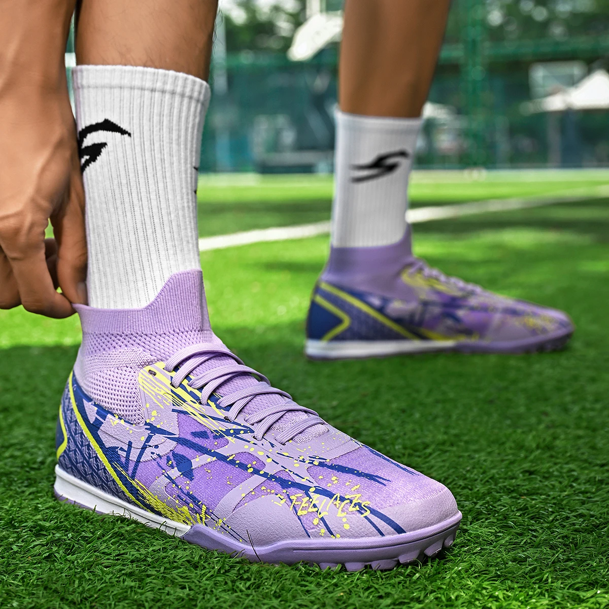 รองเท้าฟุตบอลแฟชั่นสำหรับผู้ชา - Men Shoes Must Have บทวิจารณ์และราคา