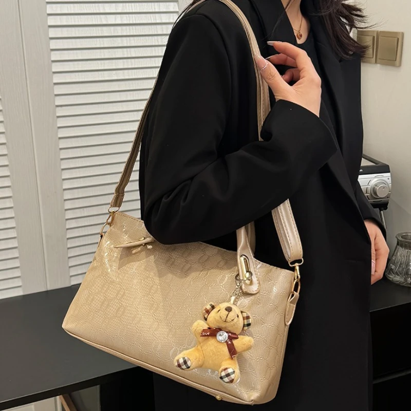 4-piece Handbag Set with Bear Pendant Detachable Shoulder Strap,purses for Wedding Party Daily Women Practical Matching Bag Kit