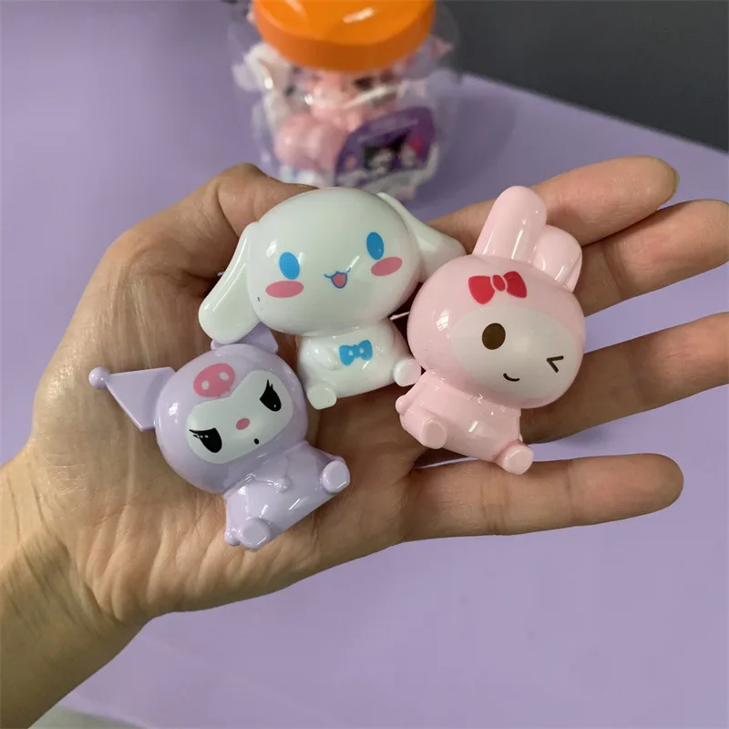 18-36 Stuks Cartoon Sanrio Kuromi Melodie Cinnamoroll Pop Styling Potlood Puntenslijper Macaron Kleur Enkel Gat Puntenslijper