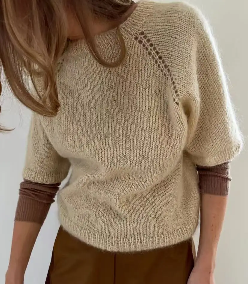 

Coffee colored knitted wool knitted short sleeved women's spring and autumn loose slimming round neck sweater new half sleeved T
