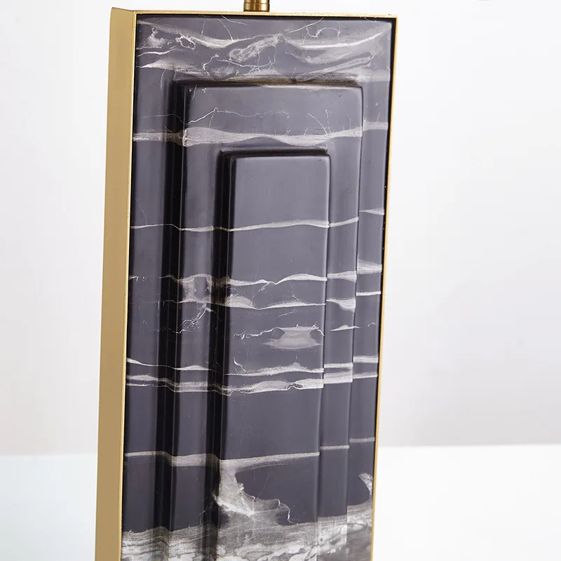 Lampe LED en marbre de luxe simple et élégante, lampe de table créative, éclairage de bureau pour décor de chambre d'hôtel