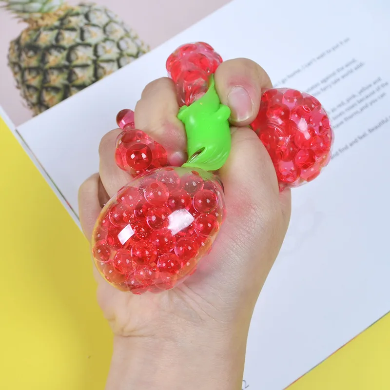 1Pc Volwassenen Kids Aardbei Stress Relief Speelgoed Nieuwigheid Simulatie Fruit Decompressie Bal Squeeze Speelgoed Zintuiglijke Fidget Speelgoed Party