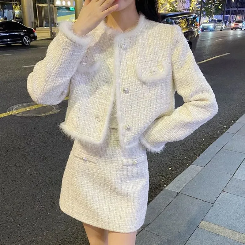 2023 Large Size Black Fragrant Coat Women Spring Autumn New Style Charm Celebrity High Sense Large Size Versatile Short Top