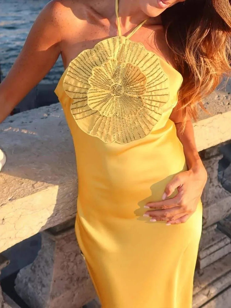 أنيقة الرسن مطوي فستان الحفلات المسائية مثير بلا أكمام هايت الخصر الساتان فستان طويل المرأة موضة ثلاثية الأبعاد زهرة فستان ماكسي نحيف