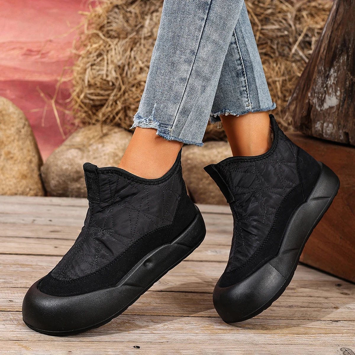 Down Cloth Non-slip Thick Bottom Snow Boots Women's Winter New fleece-lined Casual Soft Bottom Comfortable Cotton Shoes image 4