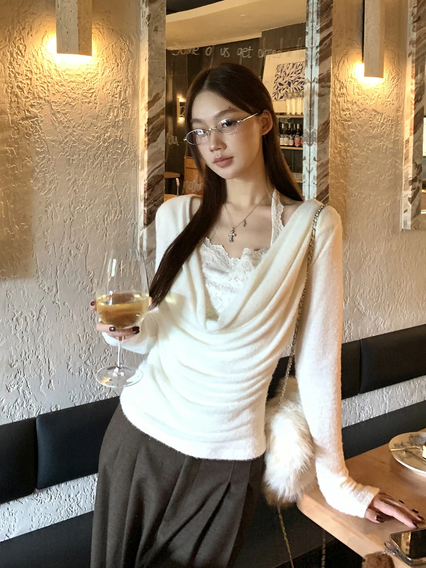 Red Celebri Store Inner Wear Long Sve Knitted Lace Top Women's Faionable  Color Base irt T-irt for Winter