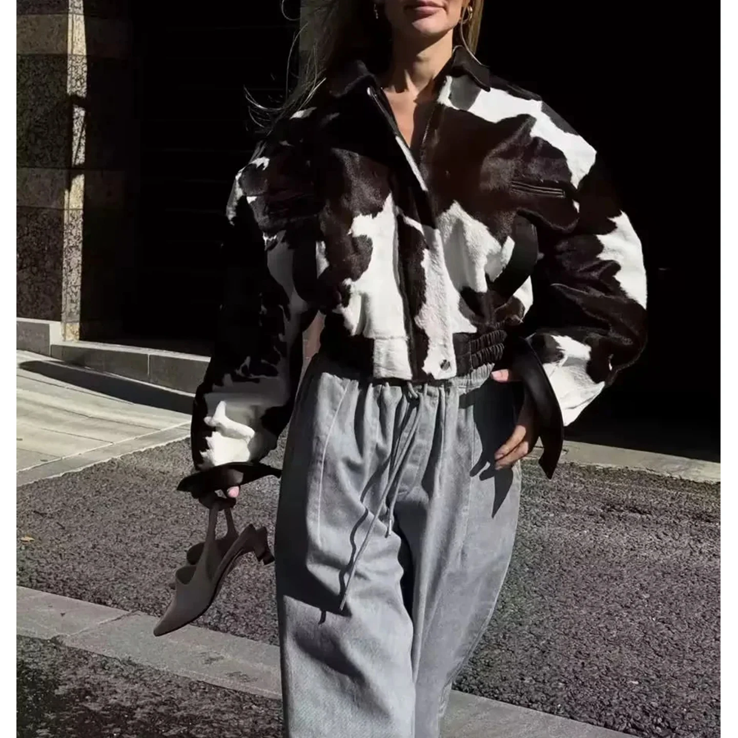 خريف شتاء جديد المرأة الأمريكية الشارع Sle الوجه طوق طويل Sve المرقعة بولي Leather الجلود ort Jaet معطف ألياف البوليستر