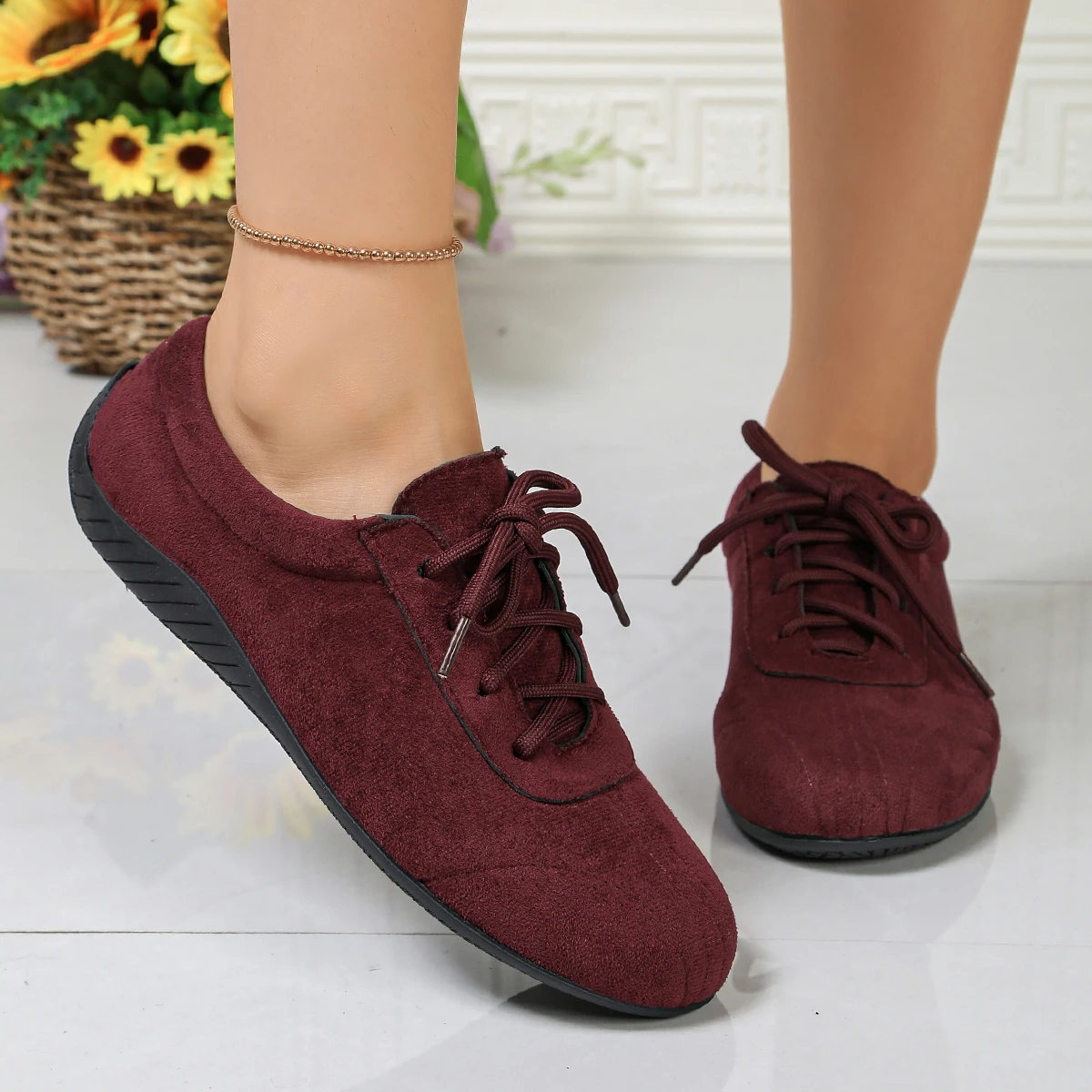 Damen-Schnürschuhe, flache Freizeitschuhe, weiche Sohle, Wildlederstoff, rutschfest, leicht, Vintage, bequem, für den täglichen Gebrauch im Freien. – Detail 7