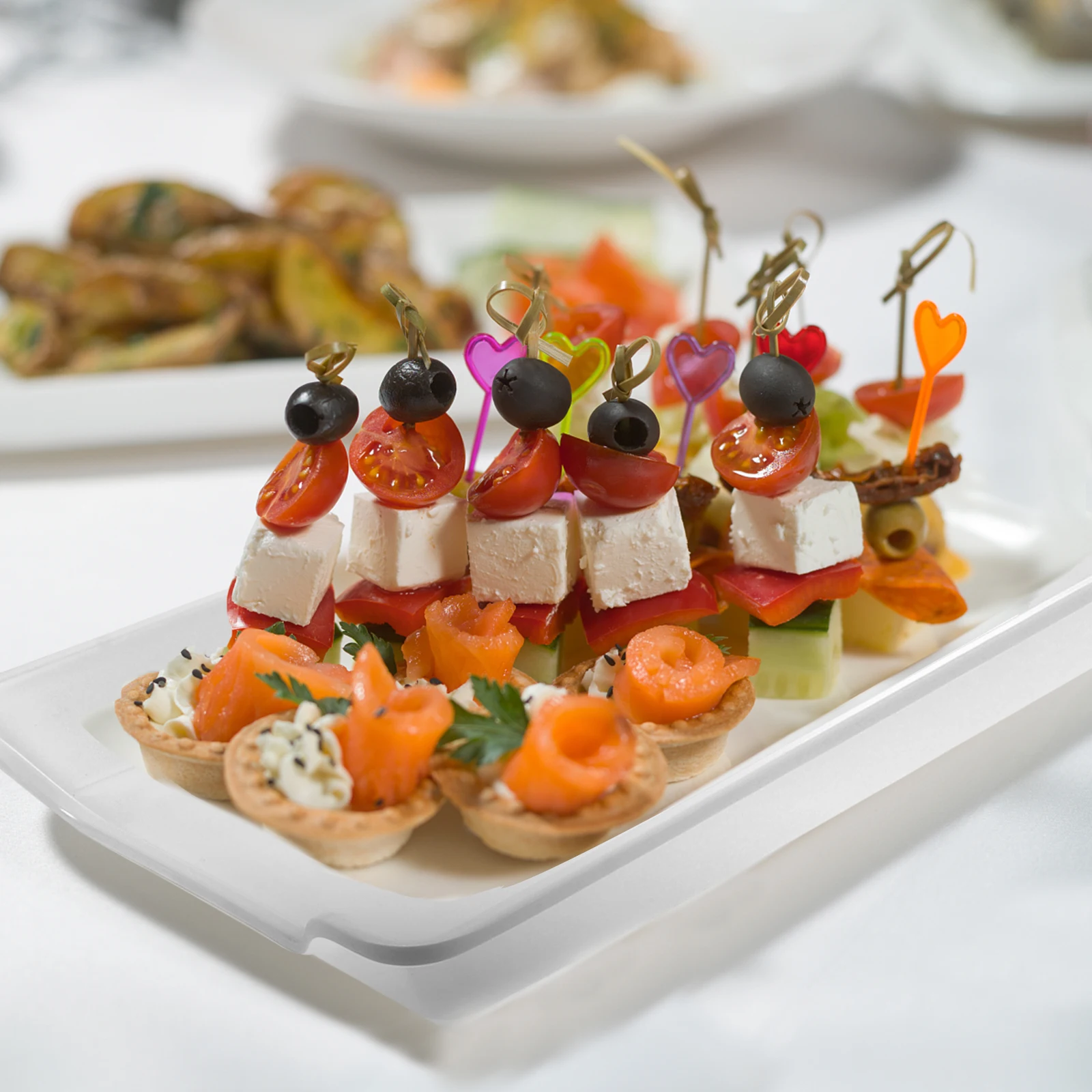 

Melamine Dessert Plate Large Capacity Thickened Edge White Color Serving Tray Snack Holder Fruit Plate Heat Resistant