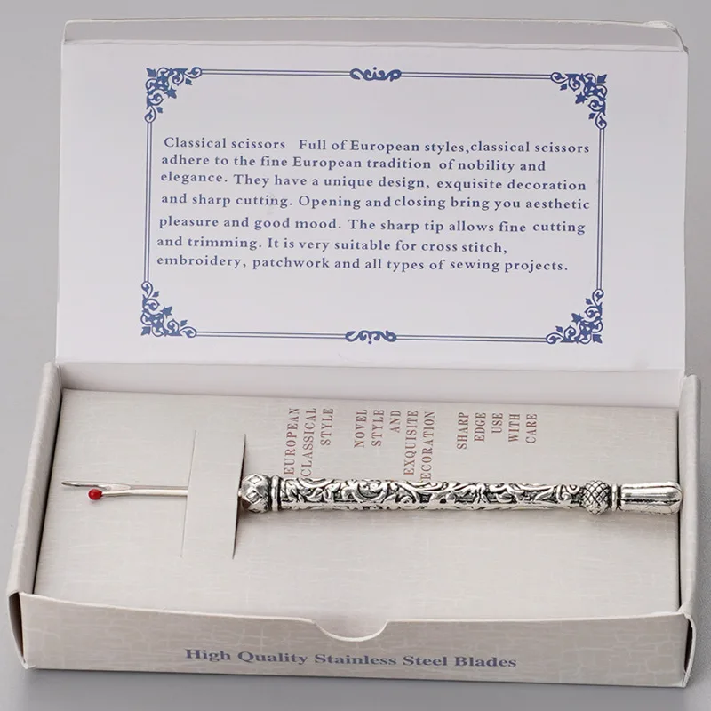 Vintage Geprägter Zinklegierungs-Nahttrenner, Klassischer Europäischer Fadenschneider für Kreuzstich-Stickerei und Handnähen – Detail 3