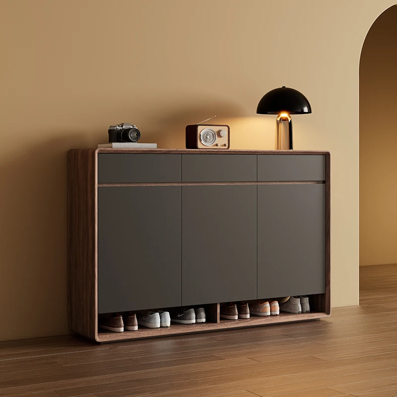 Shoe cabinet, modern simple solid wood storage locker at the entrance of the home, large-capacity integrated cabinet