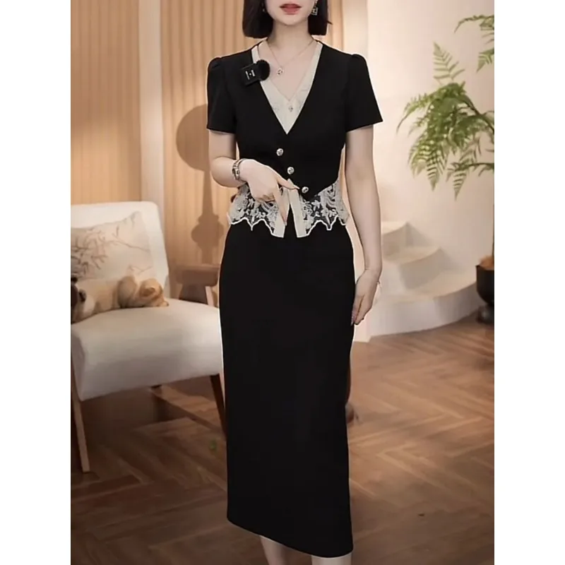 Abito alla moda francese Nuovo set di due pezzi con gonna da donna di fascia alta estiva