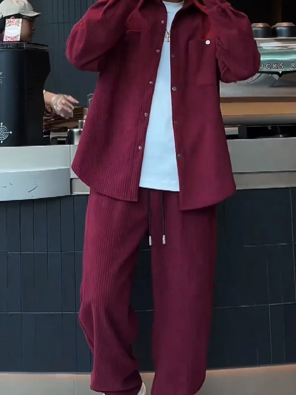 

Весенне-осенний комплект больших размеров: модная клетчатая рубашка на пуговицах и повседневные брюки для мужчин, стильный универсальный комплект из двух предметов.