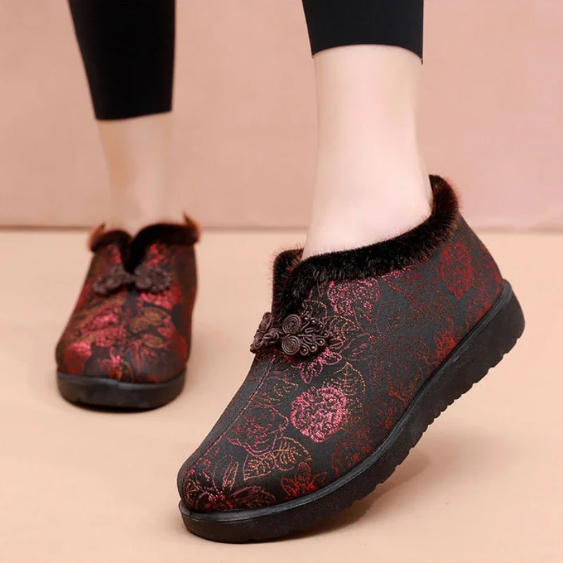 Old Beijing Cloth Shoes Female Flat Mom Soft Bottom Shoes Comfortable Middle-aged Woman Single Round Antiskid Shoes Old Shoes