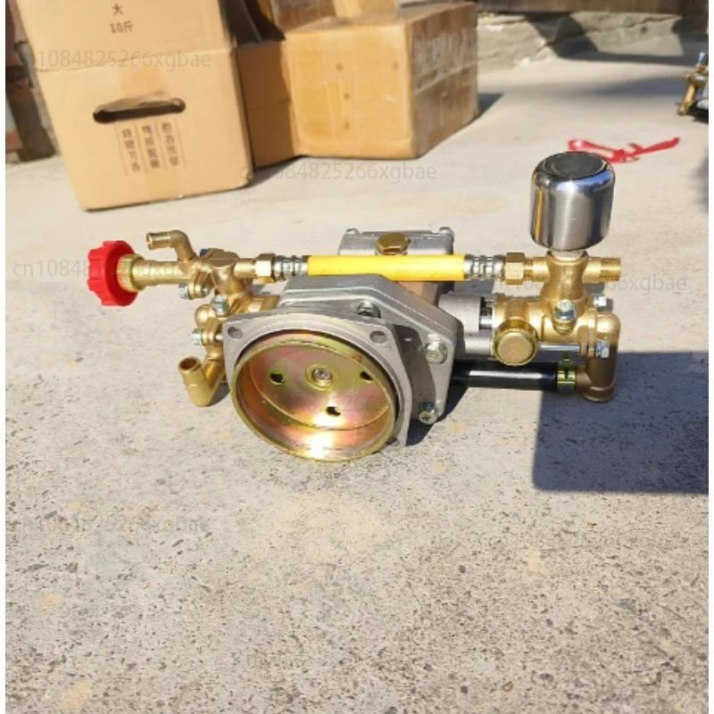pompe-de-pulverisation-pour-moteur-2-4-temps-pompe-en-laiton-standard-avec-tasse-a-graisse-sac-a-dos-de-pulverisation-agricole-tete-de-pompe-electrique