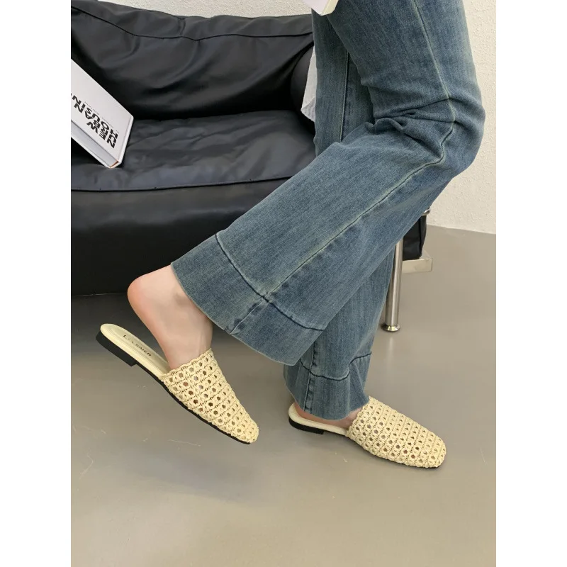 

Тапочки, повседневная обувь, низкие шлепанцы, тапочки на каблуке с резьбой, женские роскошные мягкие туфли на плоской подошве, лето 2021, модная ткань для отдыха, резина, искусственная кожа