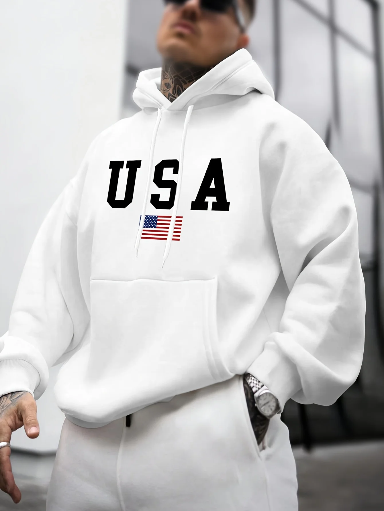 Men's autumn and winter casual fashion loose American flag graphic print long sleeved hooded sweatshirt warm pullover