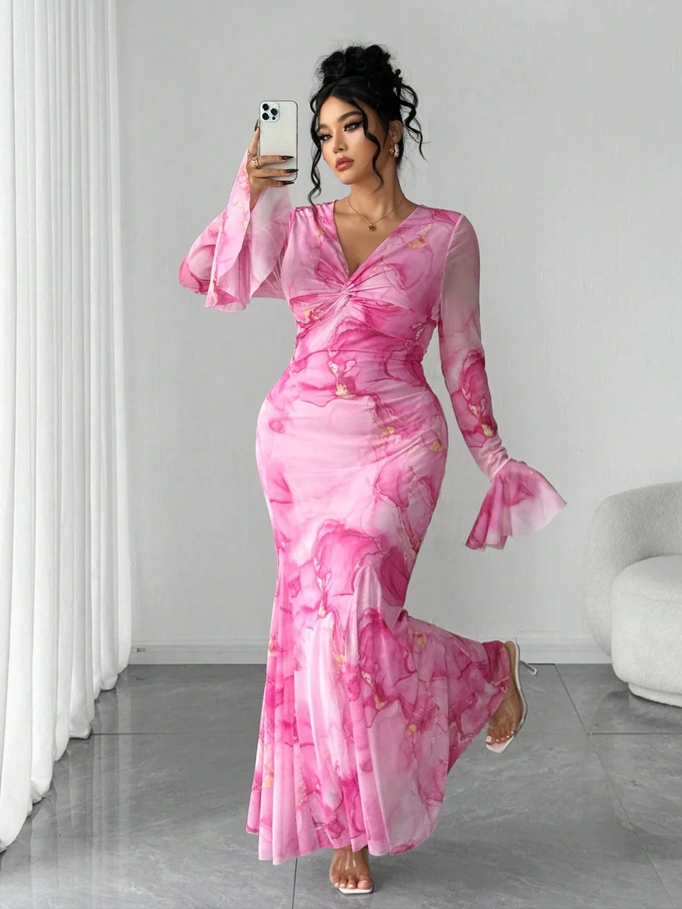 

Elegant Fitted Maxi Dress With Flare Sleeves V-Neck Twist Knot Floral Tie Dye Print
