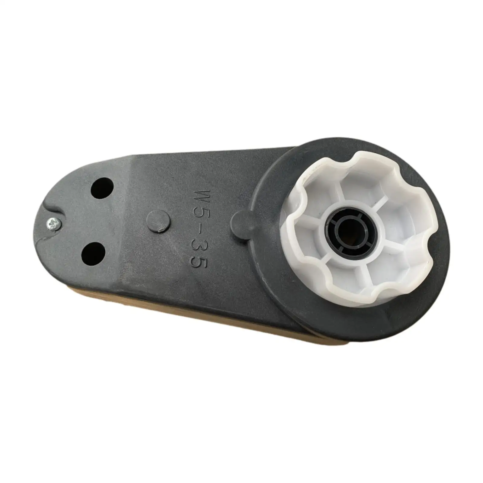 En la instalación de actualización del motor de accionamiento RS775 de la caja de cambios del motor eléctrico de la caja de cambios del coche reemplaza 24V