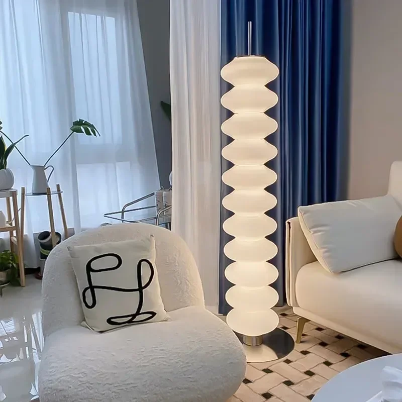 Nordycka designerska lampa podłogowa do salonu, sypialni, korytarza i dekoracji pokoju, oświetlenie wewnętrzne, lampa tworząca a