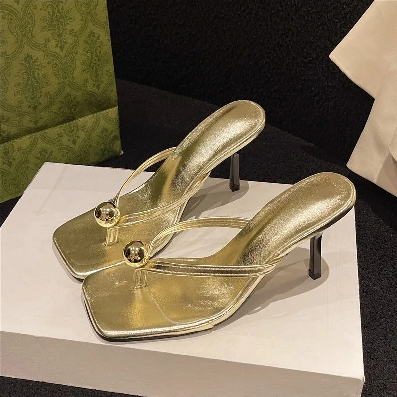 

Clip Toe Cool Drag Women Summer Fashion Outside Square Head Open Toe Gold Bead Stiletto Roman High Heel Flip-Flops