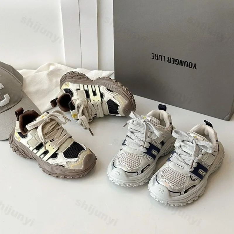 

2025 Autumn Children's Mesh Breathable Low Top Thick Sole Sports Shoes Boys' Fashion Trend Versatile Comfortable Chunky sneakers