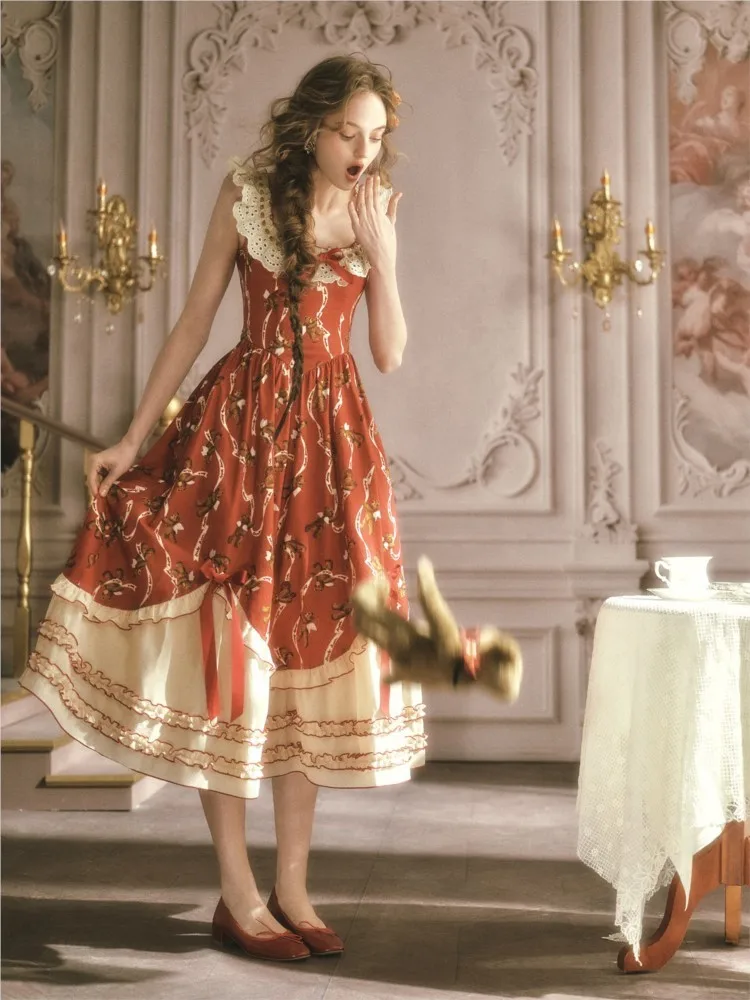 A long country-style new red fishbone dress with square neck