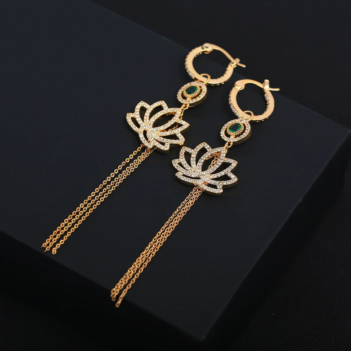 

Серьги-кольца из серебра 925 пробы с цирконами в форме цветка лотоса, элегантный свадебный подарок для женщин