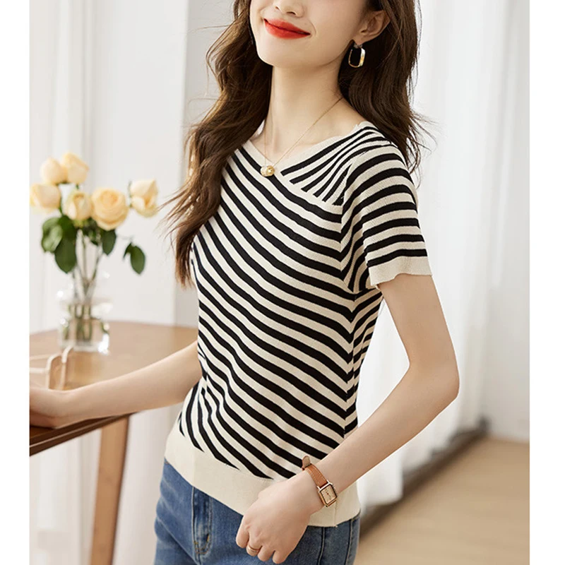 Summer Fashion Vintage Striped Printed Knitted T-shirt Female Short Sleeve Loose Casual All-match Pullover Tee Women V-neck Tops