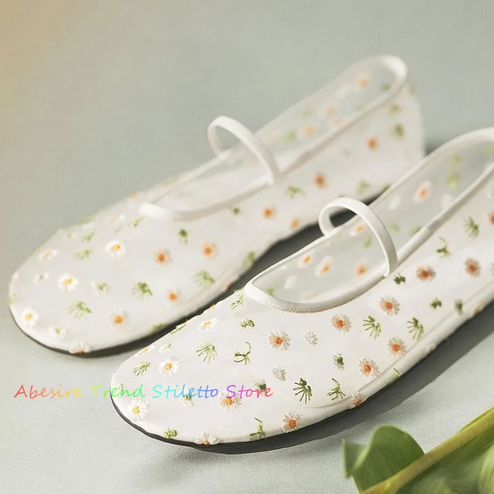 

White Closed Round Toe Slip-On Floral Mesh Flats Flower Embroidery Ballet Plus Size Women's Shoes Casual Daily Retro Single Shoe