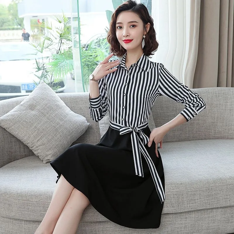 Striped Dress with Long Sleeves with Pockets Shirt Collar Long Sleeves A-line Fake Two-piece Midi Skirt