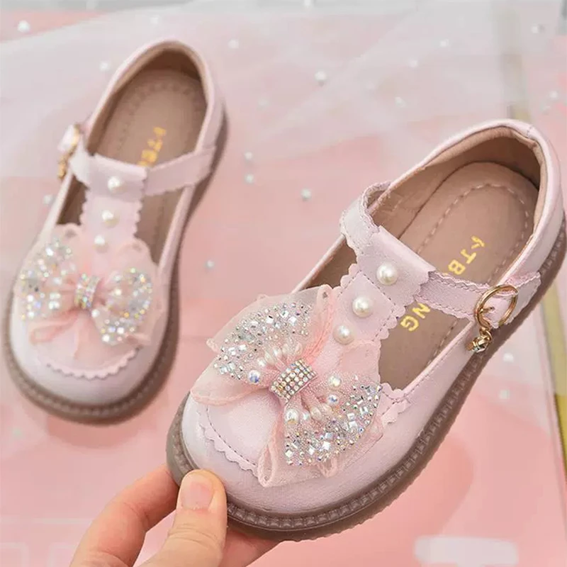 キッズ PU レザーシューズ 女の子用 2025 夏 滑り止め幼児ドレスシューズ 光沢のあるリボン付き プリンセススクールパフォーマンス メリージェーン