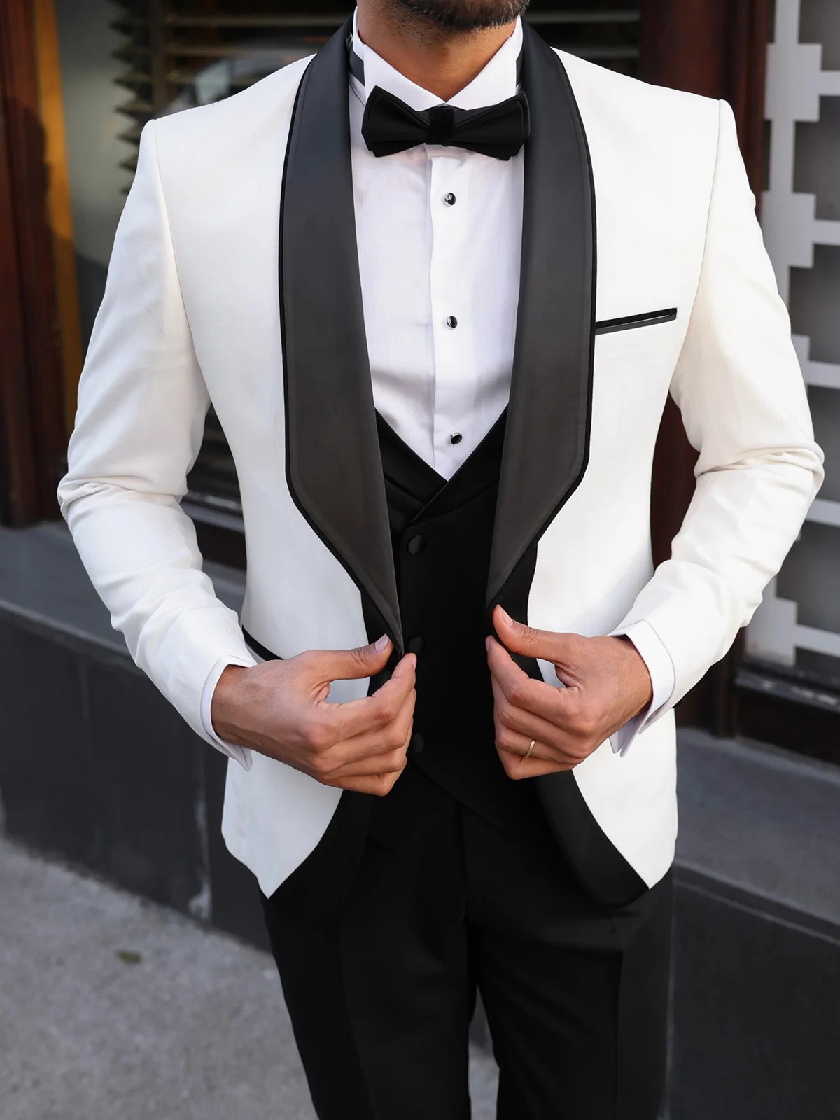 

Wedding Suit for Men Slim Fit Shawl Lapel Solid Tuxedo Blazers and Pant and Double Breasted Vest Costumes Pour Hommes 3 Pièces