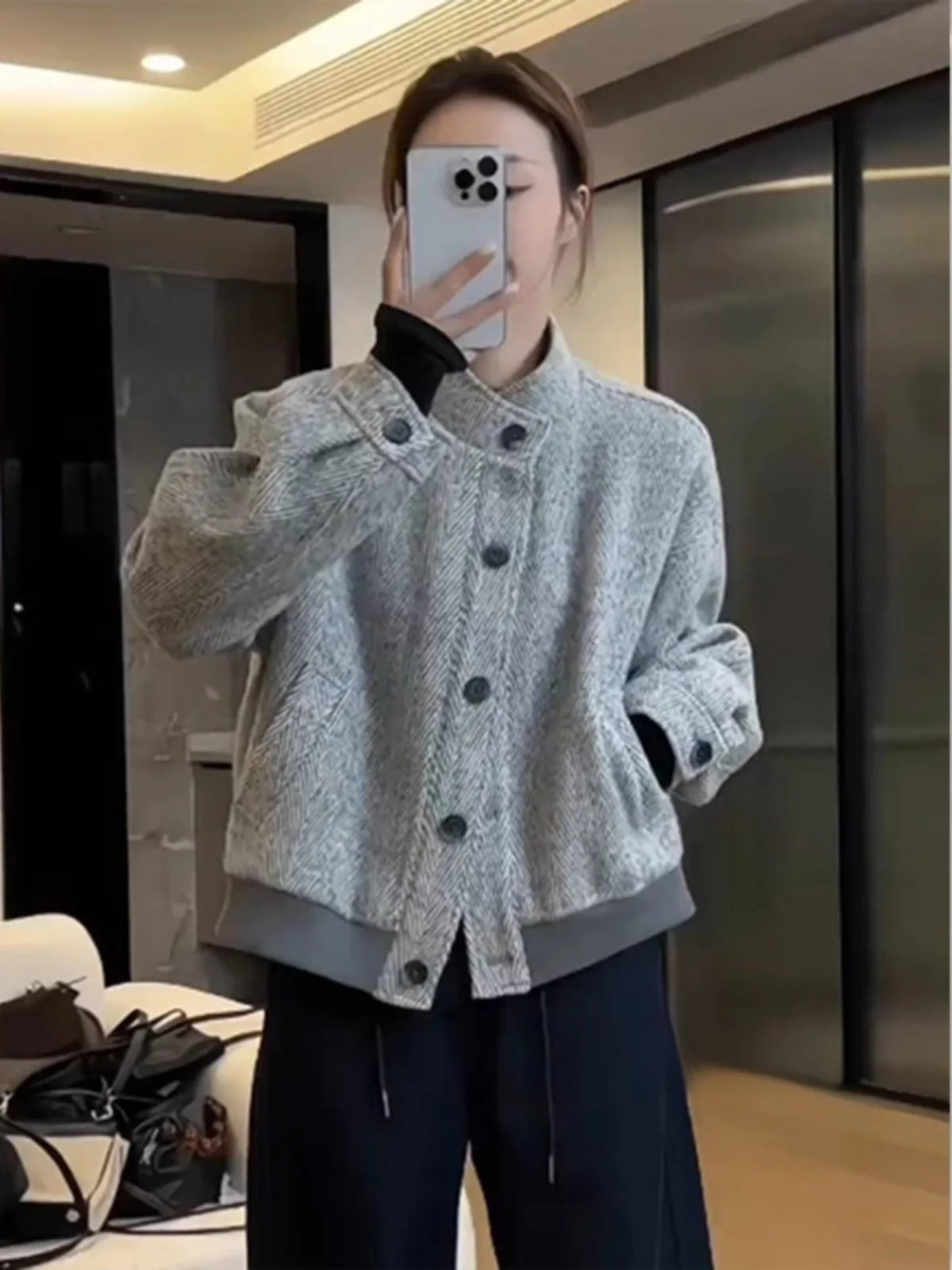 

Ele ey ort Woolen Jaet Women's Casual Loose Slimming Top Spring 2026 Faion Thiened Long Sve round Ne Button