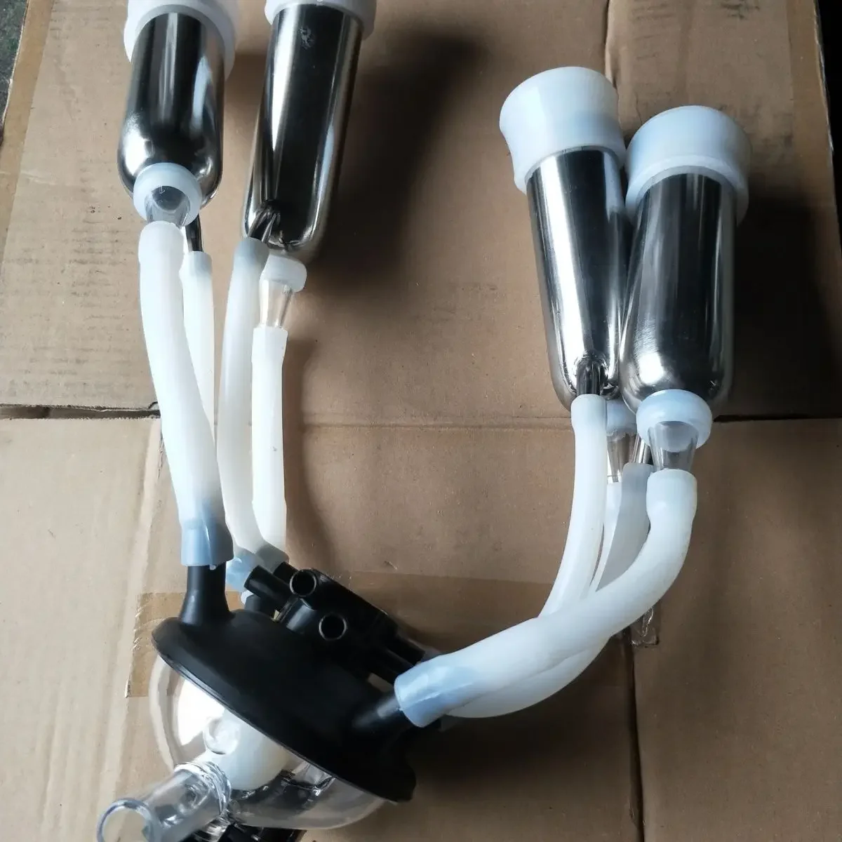 

Доильный аппарат для коров с вакуумным насосом, полный набор доильных принадлежностей, прямые продажи с фабрики