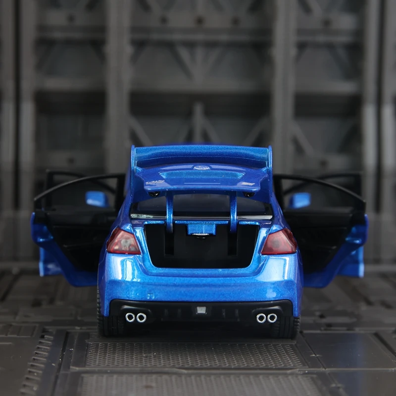 1:30 simulación Subaru WRX STI colección de adornos de modelo de coche de aleación, puertas y capó de motor, maletero se puede abrir detalles ricos