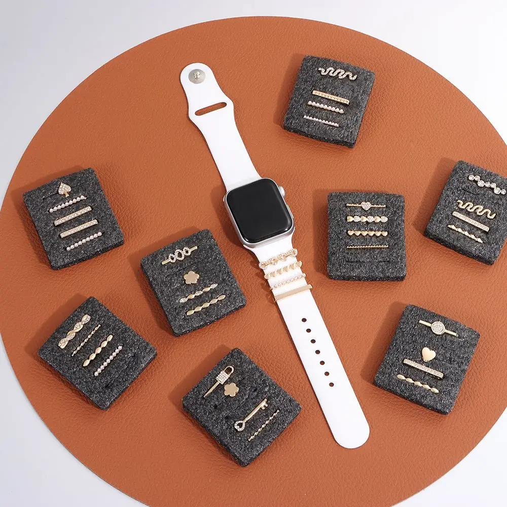 Creative สร้อยข้อมือเพชรนาฬิกาเครื่องประดับสําหรับ Apple Watch Band สายรัดข้อมือ Charms แหวนตกแต่งสําหรับนาฬิกาสมาร์ท