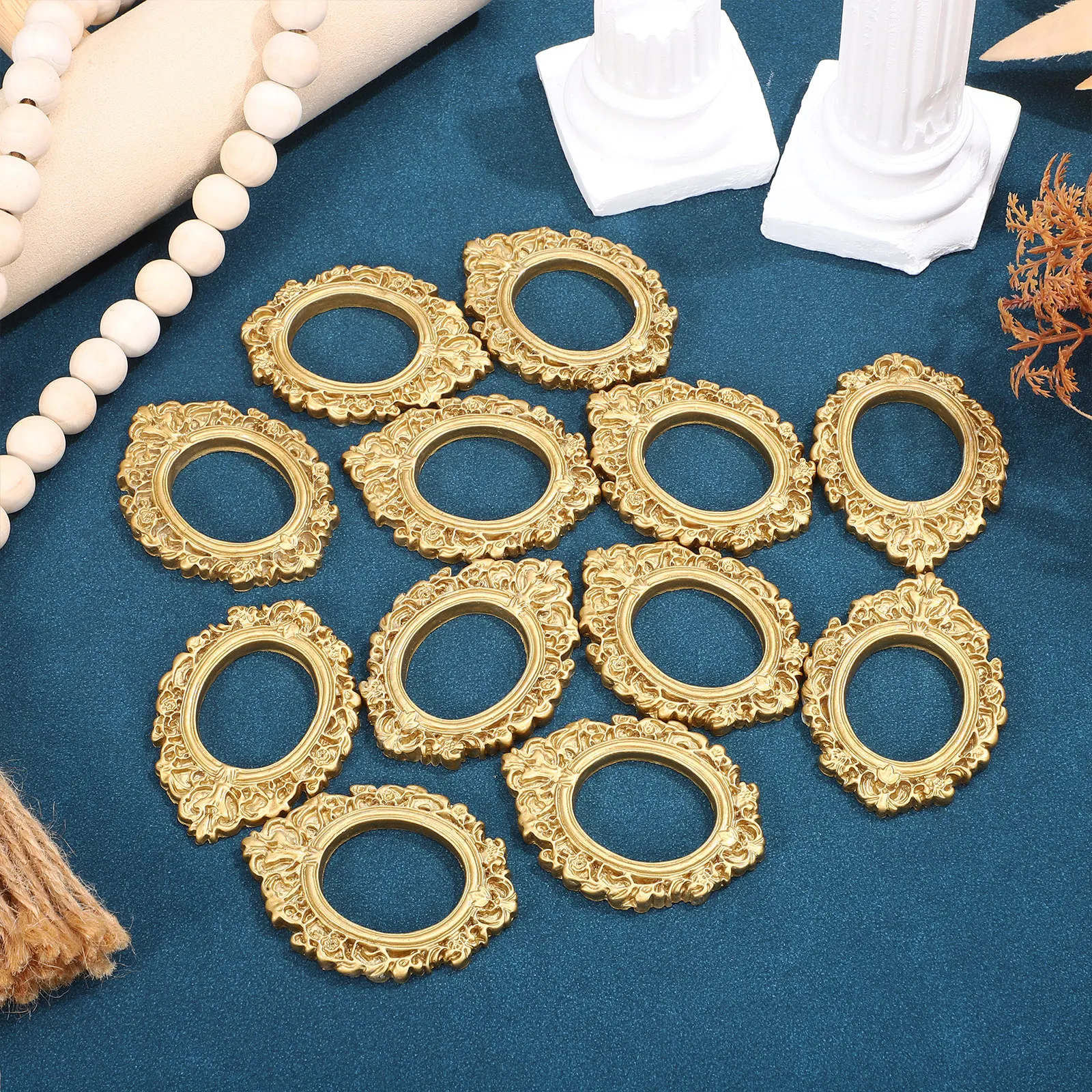 

12 шт. золотых миниатюрных рамок для фото из смолы, ретро-рамки для картинок, для украшения чехлов для телефонов, декора дома, рукоделия, маленькие рамки