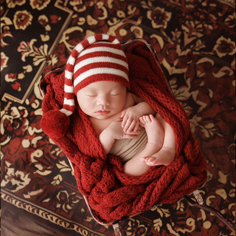 Newborn Photography Props Red And White Knitted Hat Doll Accessories Studio Stretchable Wool Wrapped Wool Blanket Decoration