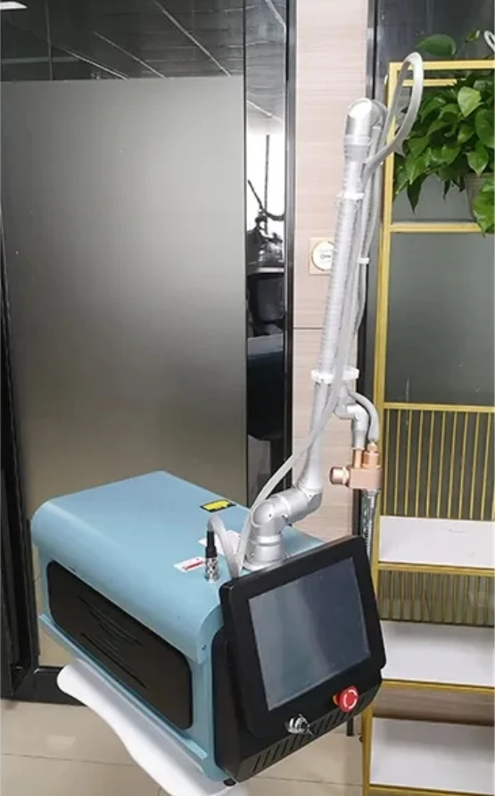 Professional Fractional 60W Co2 Laser Machine Scar Removal 10600Nm Vaginal Tight Co2 Laser Machine Pigment Removal And Face Lift