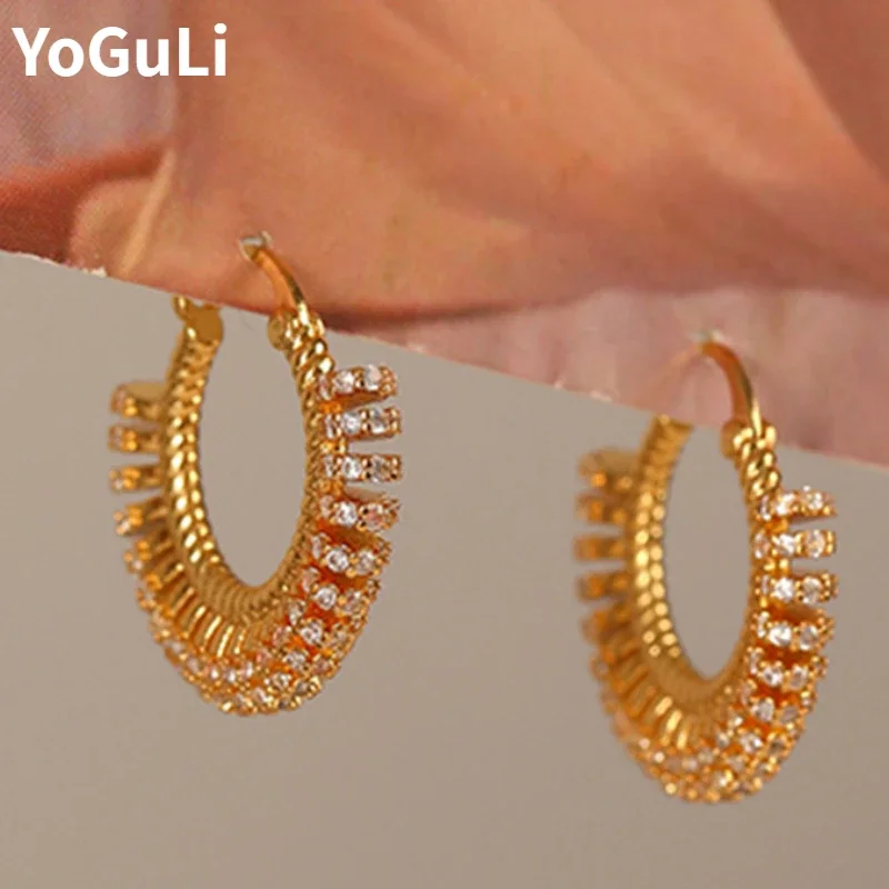 Fashion Jewelry Luxury Temperament Metal Shiny Zircon Hoop Earrings For Women Party Wedding Gifts Senior Sense Accessories